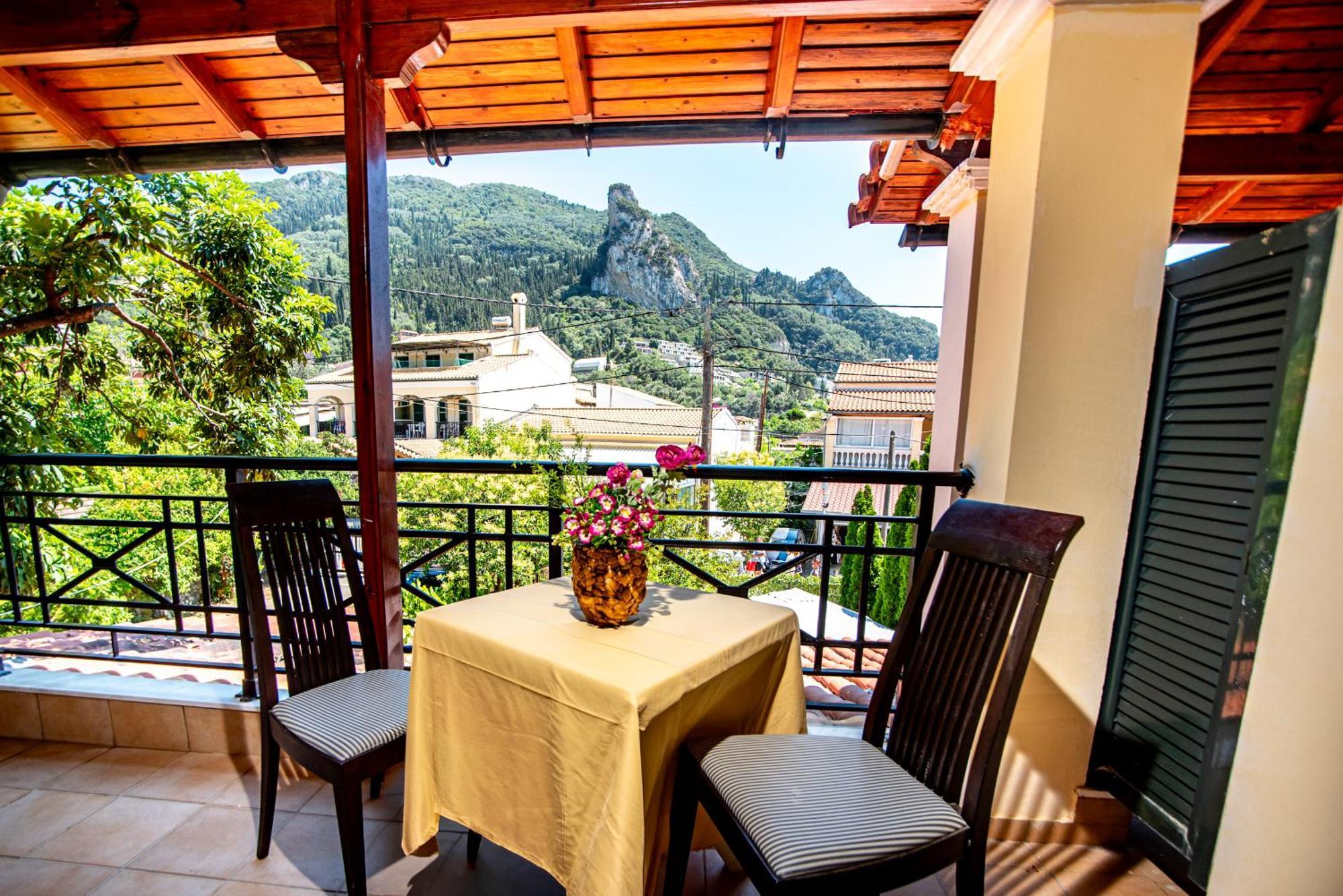 Tholeto Apartments Агиос-Гордиос Экстерьер фото