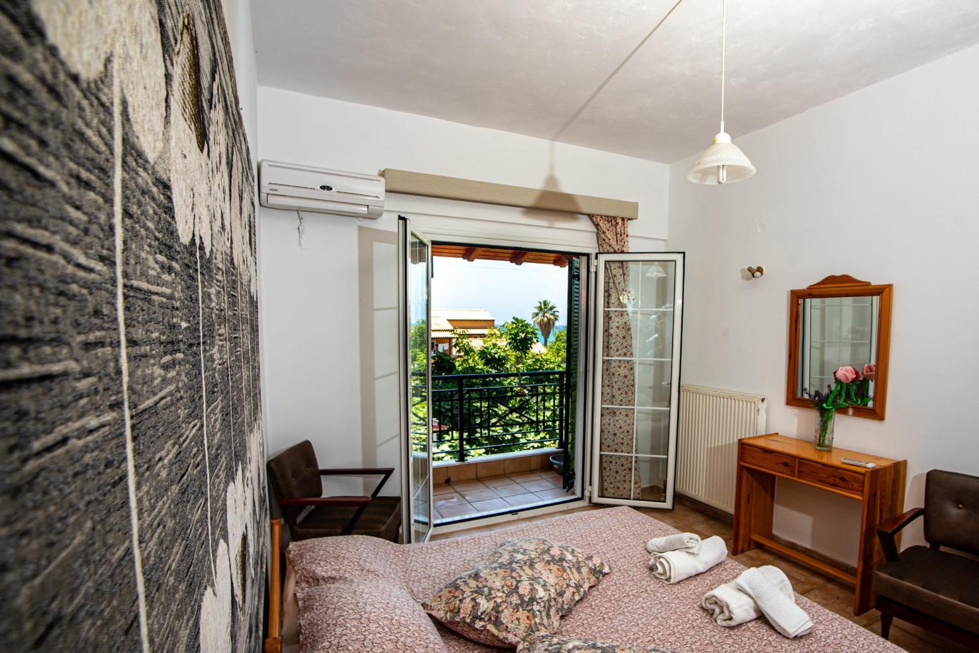 Tholeto Apartments Агиос-Гордиос Экстерьер фото